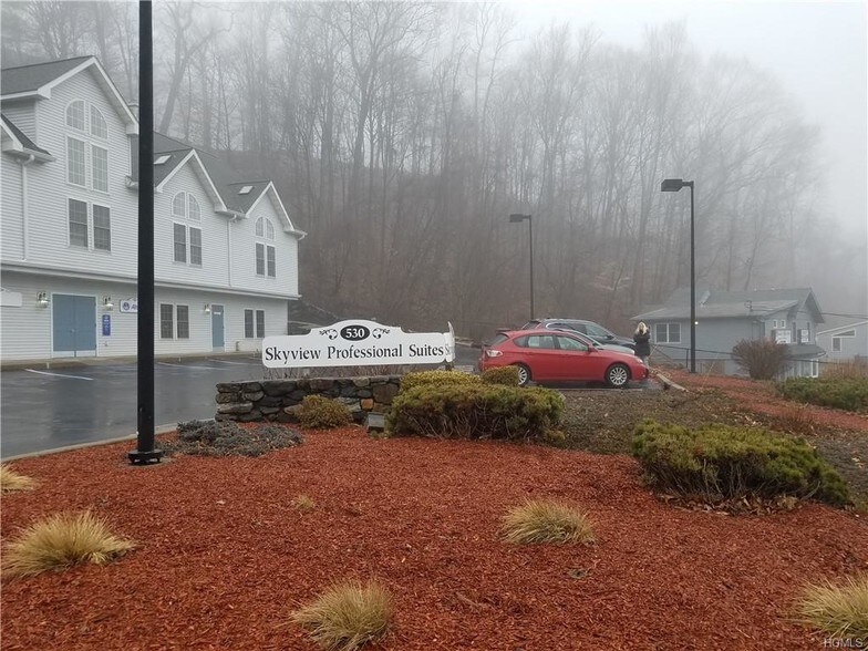 More Photos Of 530 Us-6, Mahopac Medical For Lease