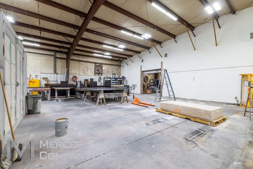 More Photos Of 7540 Melrose Ln, Oklahoma City Manufacturing For Sale