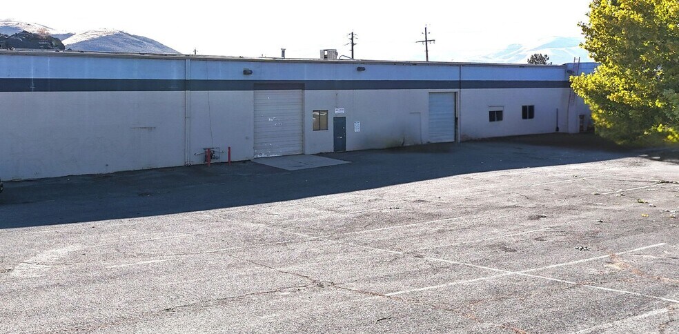 Primary Photo Of 3905 Fairview Dr, Carson City Distribution For Lease