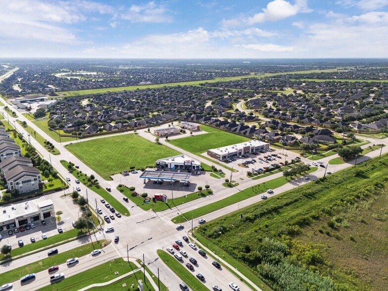 More Photos Of 8620 Grand Mission Blvd, Richmond Storefront For Lease