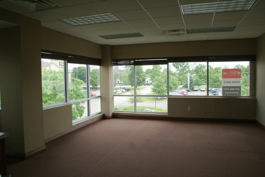 More Photos Of 7914 N Shadeland Ave, Indianapolis Medical For Lease