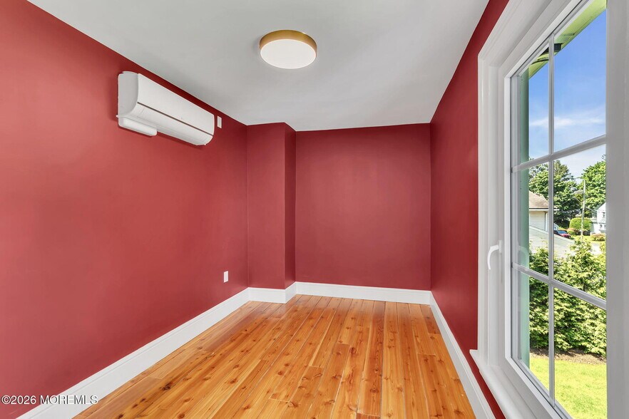 More Photos Of 49 E Passaic St, Rochelle Park Office For Lease