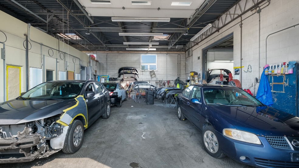 More Photos Of 2531 Street Rd, Bensalem Auto Repair For Sale