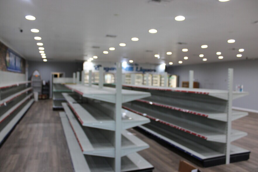 More Photos Of 6601 W Gulf To Lake Hwy, Crystal River Bar For Sale