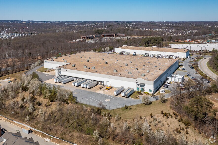 More Photos Of 6680 Business Pky, Elkridge Warehouse For Lease