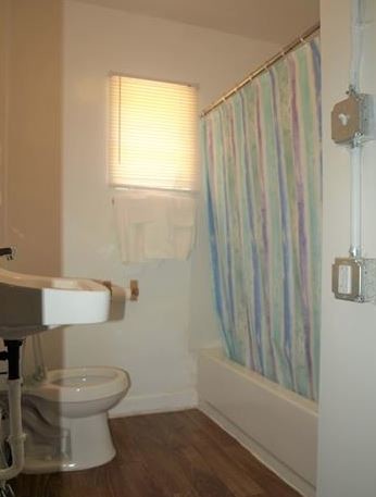 More Photos Of 2710 Asheville Hwy, Canton Hotel For Sale