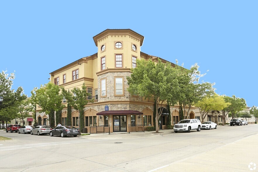 More Photos Of 99 Main St, Colleyville Storefront Retail Office For Lease