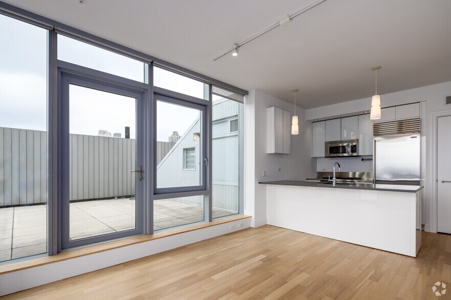 More Photos Of 550 W 54th St, New York Apartments For Lease