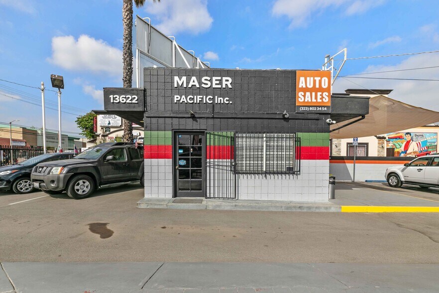 More Photos Of 13632 Van Nuys Blvd, Pacoima Auto Repair For Sale