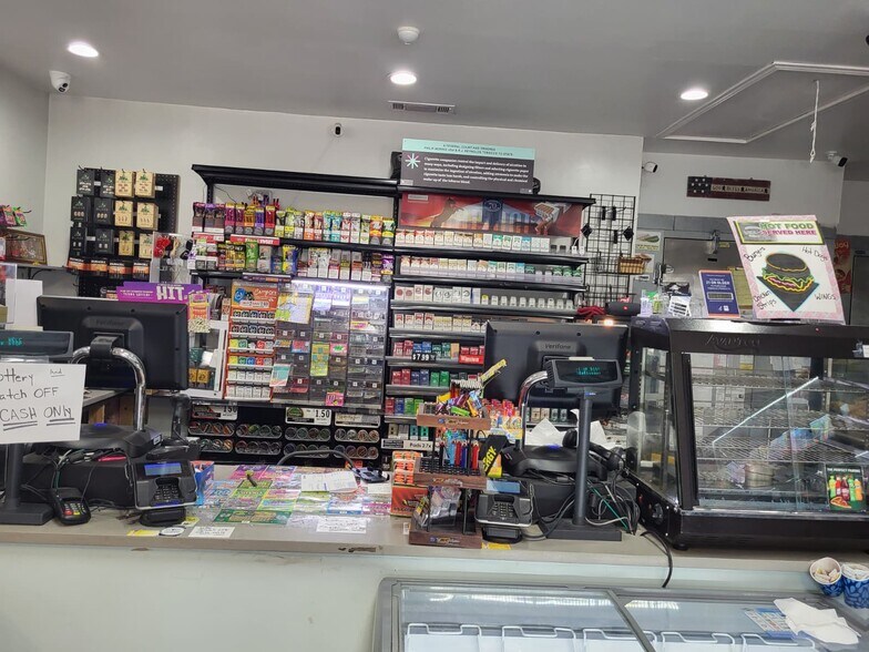 More Photos Of 100 E FM 120, Pottsboro General Retail For Sale