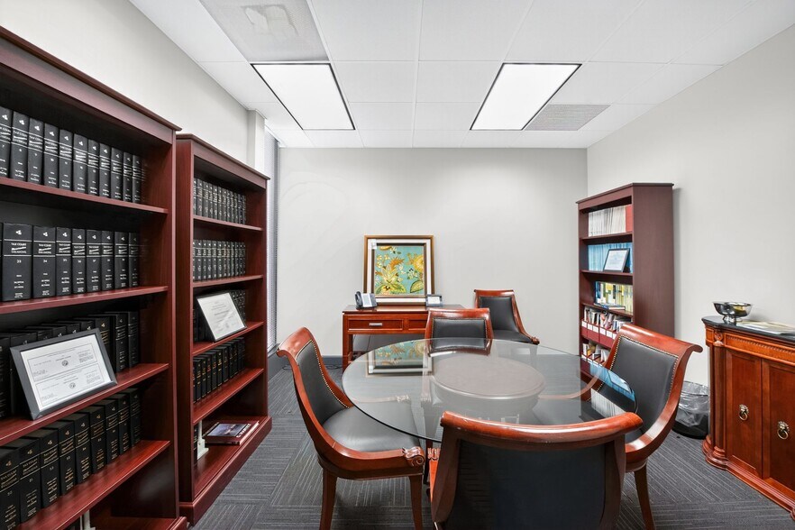 More Photos Of 412 St Marys St, Raleigh Office For Sale