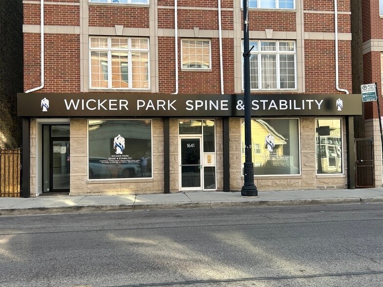More Photos Of 1641-1643 W North Ave, Chicago Storefront Retail Office For Lease