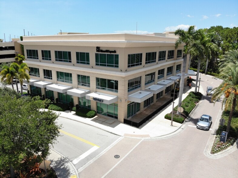 More Photos Of 9118 Strada Pl, Naples Unknown For Lease