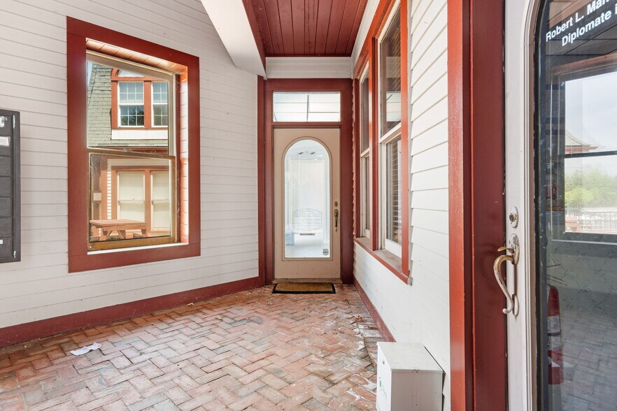 More Photos Of 164 Westford Rd, Tyngsborough Office For Sale