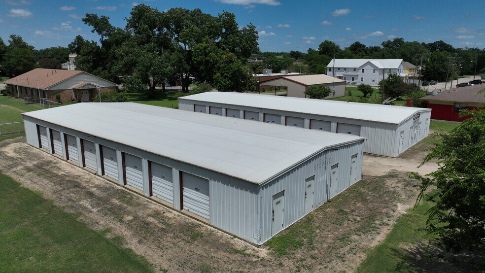 More Photos Of 217 Winter St, Marlin Industrial For Sale