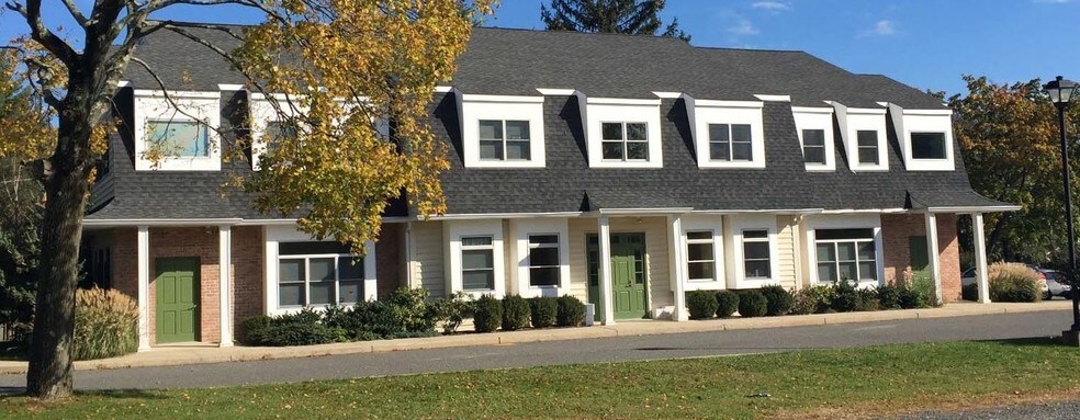 More Photos Of 521 Newman Springs Rd, Lincroft Medical For Lease