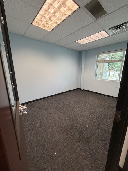 More Photos Of 4040 McDermott Rd, Plano Medical For Lease