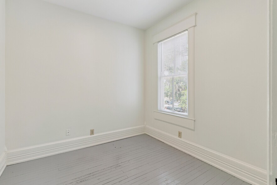 More Photos Of 1113 Grant St, Brunswick Apartments For Sale