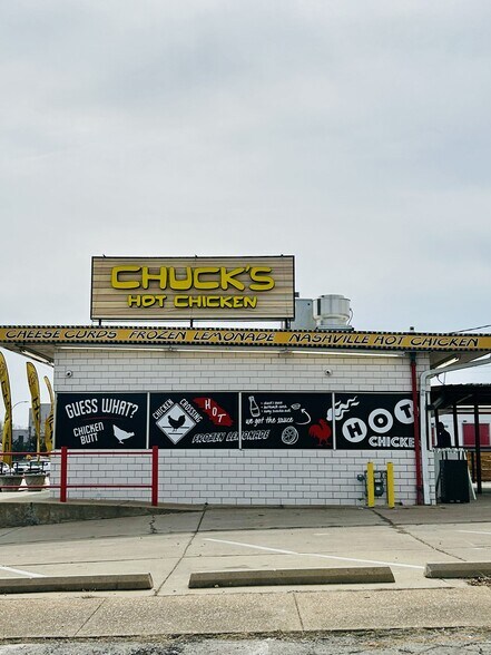 More Photos Of 3155 S Kingshighway Blvd, Saint Louis General Retail For Sale