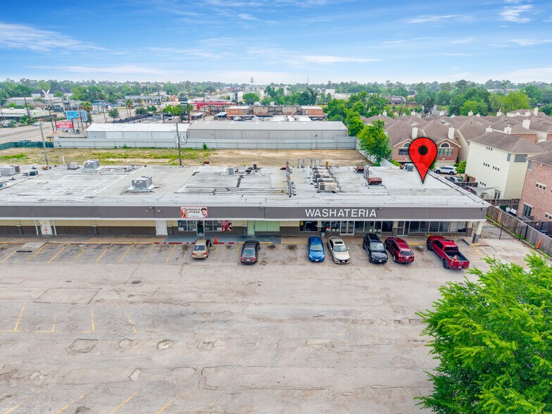 More Photos Of 4424 N Shepherd Dr, Houston Storefront For Lease
