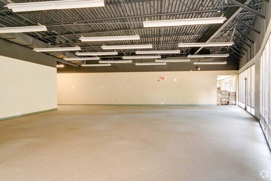 More Photos Of 4101 Capital Blvd, Raleigh Light Distribution For Lease