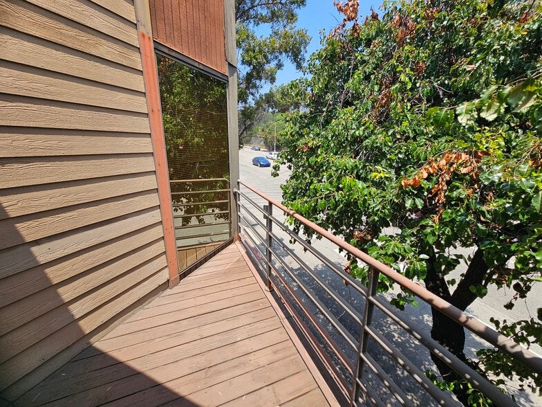 More Photos Of 2910 W Broadway, Los Angeles Office Residential For Lease