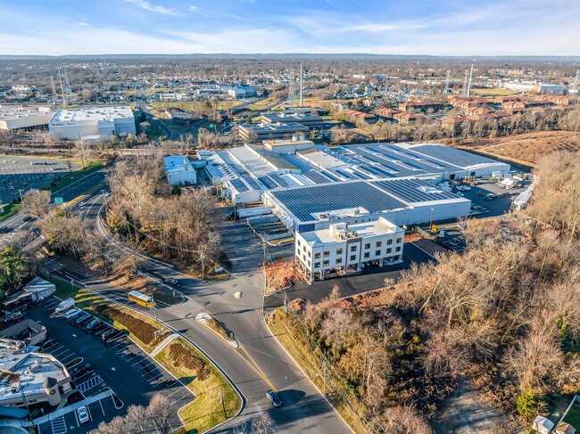 More Photos Of 374 Green St, Woodbridge Coworking Space