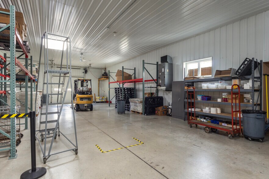 More Photos Of 4437 S Dixie Hwy, Glendale Supermarket For Lease