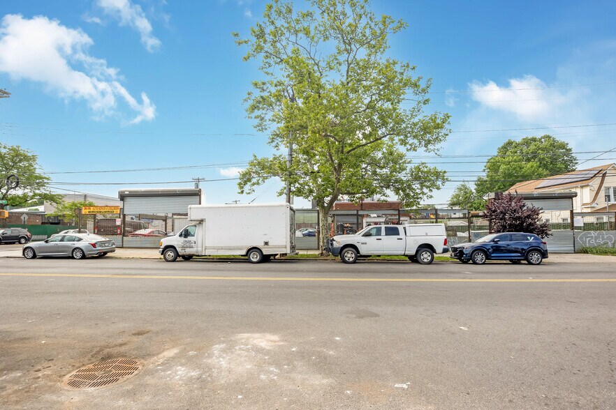 More Photos Of 11704 Sutphin Blvd, Jamaica Auto Repair For Sale