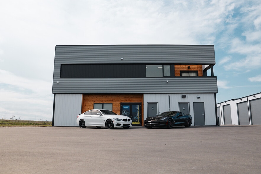 More Photos Of 27201 Township Road 532A, Parkland County Self Storage For Sale