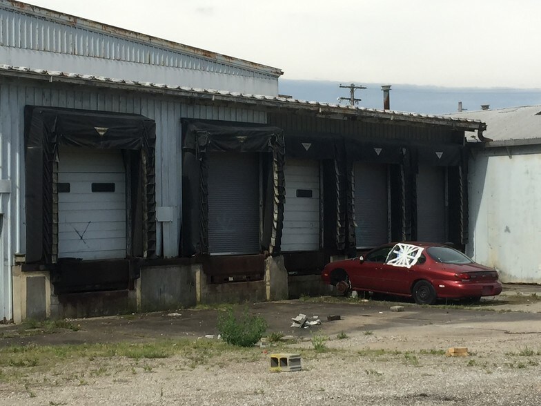 More Photos Of 73 Neale Rd, Vienna Warehouse For Lease