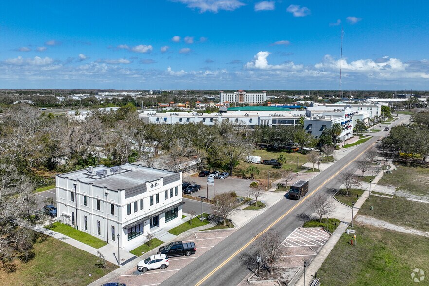 More Photos Of 411 Saint Petersburg Dr E, Oldsmar Office For Lease