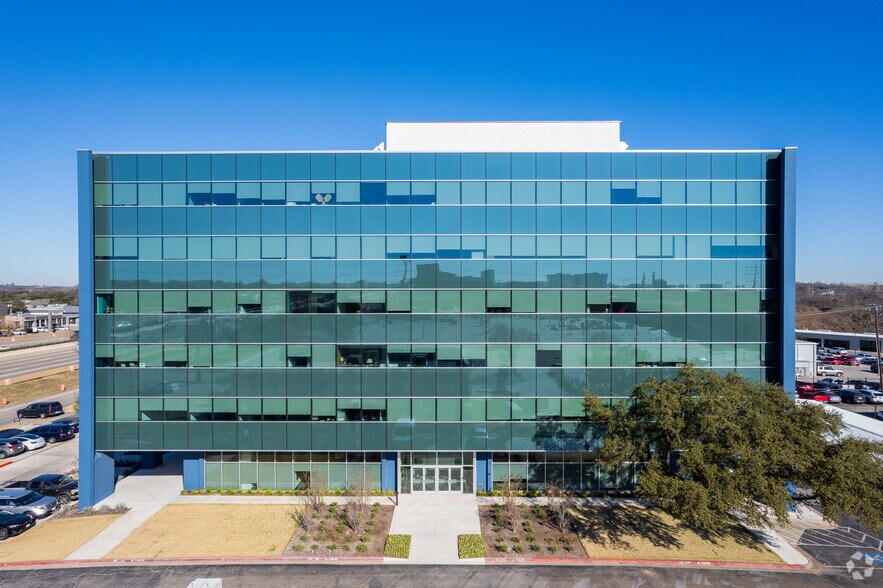More Photos Of 11300 N Central Expy, Dallas Office For Lease
