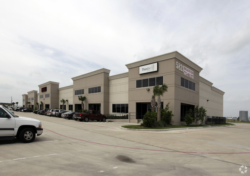 Primary Photo Of 5821 W Sam Houston Pky N, Houston Flex For Lease