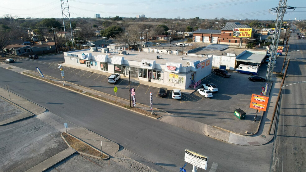 More Photos Of 107-109 Latch Dr, San Antonio Storefront Retail Office For Lease