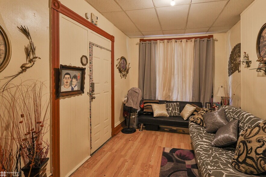 More Photos Of 424 N 6th St, Allentown Multifamily For Sale