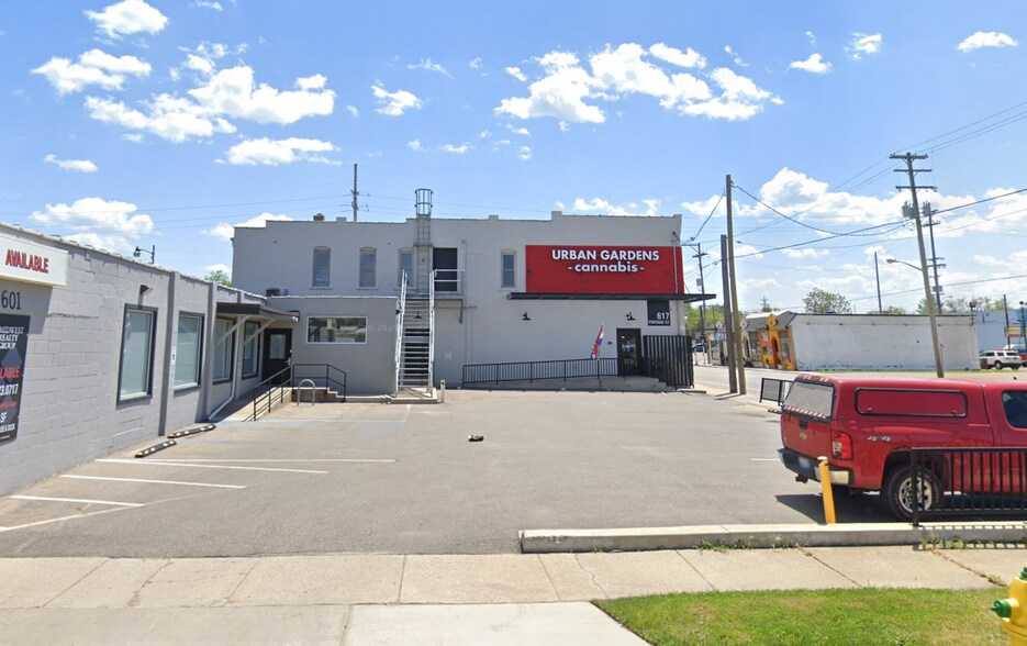 More Photos Of 617 Portage St, Kalamazoo Storefront For Lease