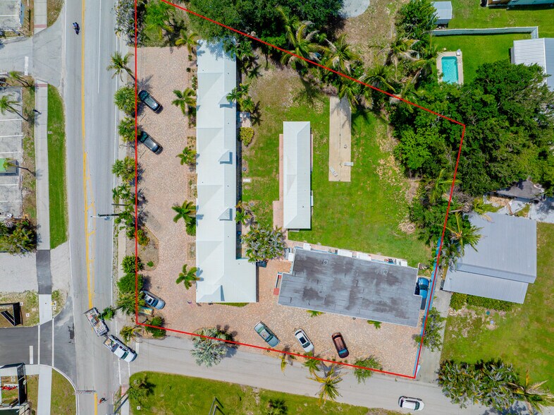 More Photos Of 2100 NE Indian River Dr, Jensen Beach Hotel For Sale