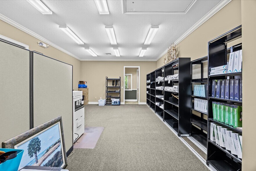 More Photos Of 2108-2110 SE Rays Way, Stuart Office For Sale