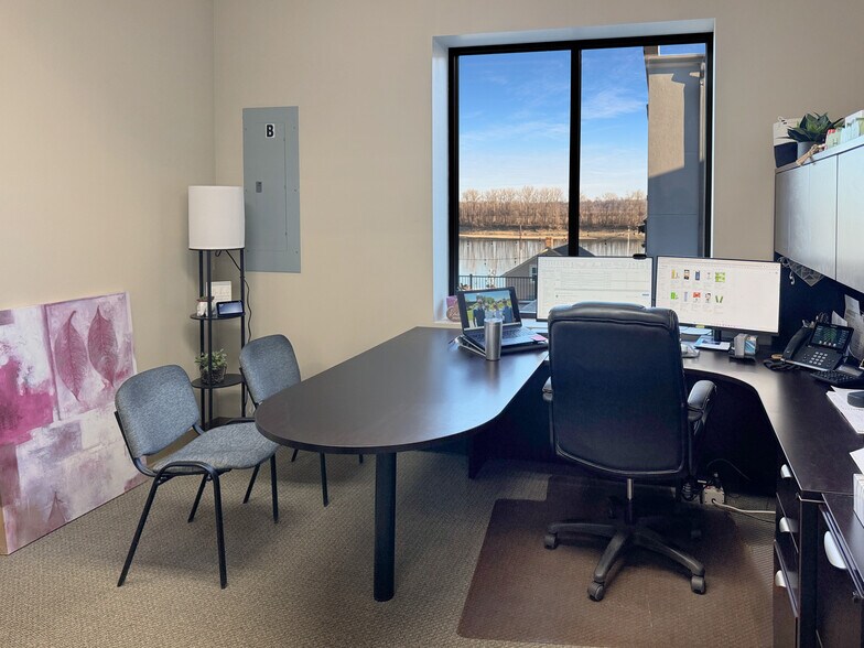 More Photos Of 10 Lafayette St, Washington Storefront Retail Office For Sale