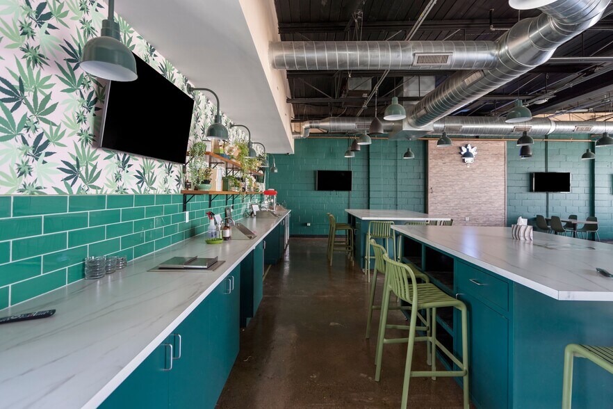 More Photos Of 23610 John R Rd, Hazel Park Auto Repair For Sale