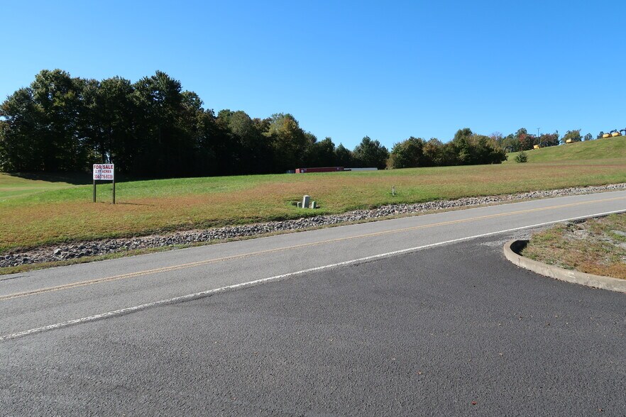 More Photos Of 2045 Winners Dr, Pleasant Valley Land For Sale