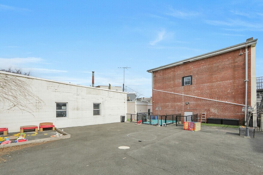 More Photos Of 103-105 N Main St, Paterson Specialty For Sale