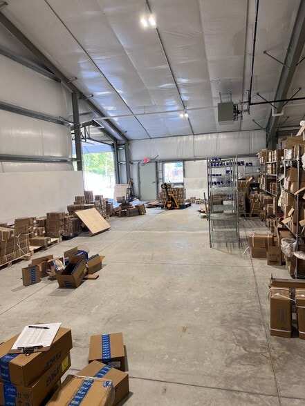 More Photos Of 6060 Schooner St, Van Buren Twp Warehouse For Lease