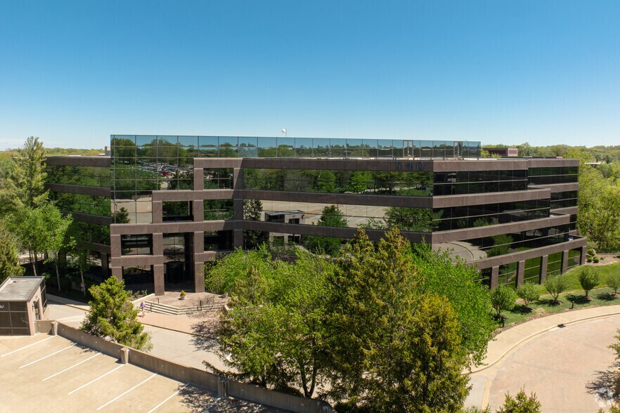 Primary Photo Of 540 Maryville Centre Dr, Saint Louis Office For Lease