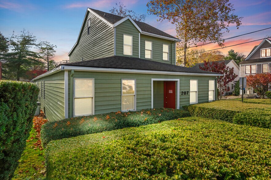Primary Photo Of 207 Ridgely Ave, Annapolis Medical For Lease