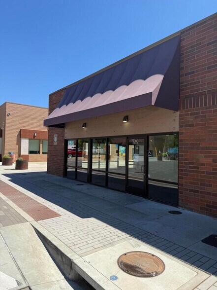 More Photos Of 1600 Market St, Redding Mixed Retail For Lease