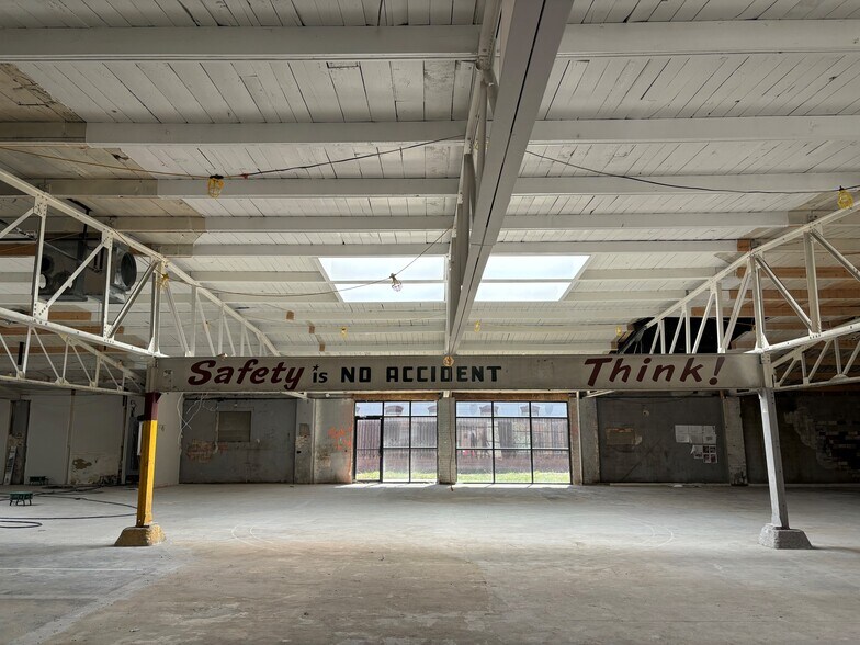More Photos Of 700 E 24th Ave, Denver Office Residential For Lease