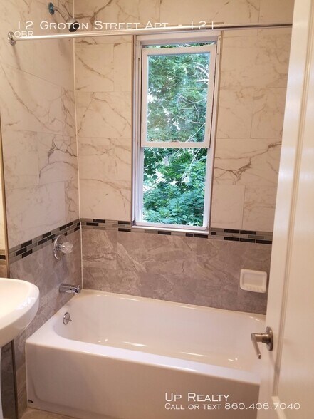 More Photos Of 12-16 Groton St, Hartford Apartments For Sale