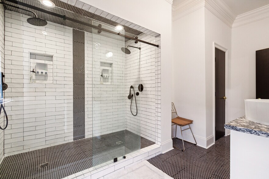 More Photos Of 1900 N Rampart St, New Orleans Hospitality For Sale